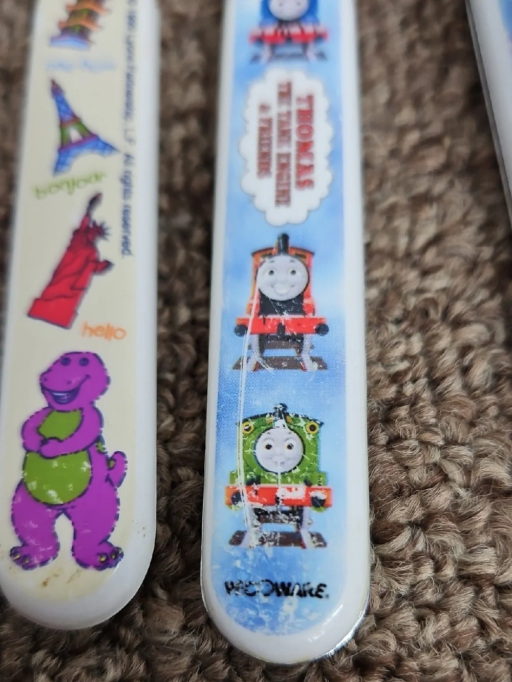 Vintage Kids Plates 8pc Lot Thomas Tank Looney Tunes Peter Rabbit Barney 90s